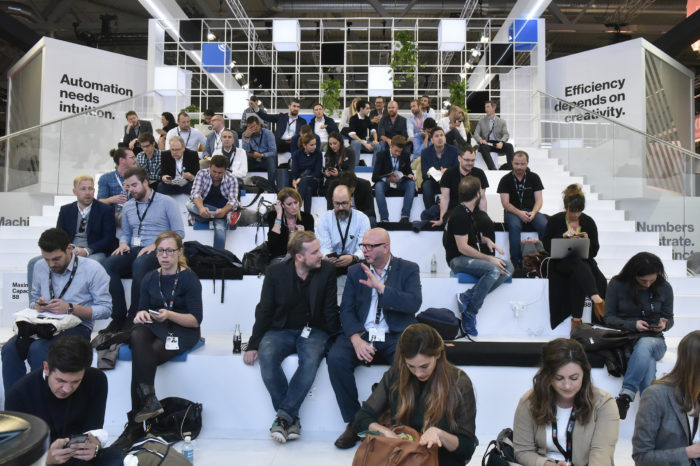 Stand: Oath: A Verizon company, Halle 6