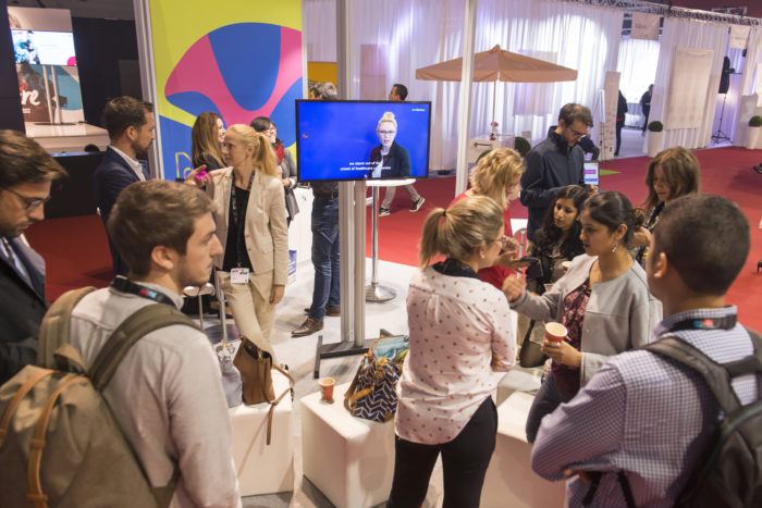 Stand: Merk, Halle 9