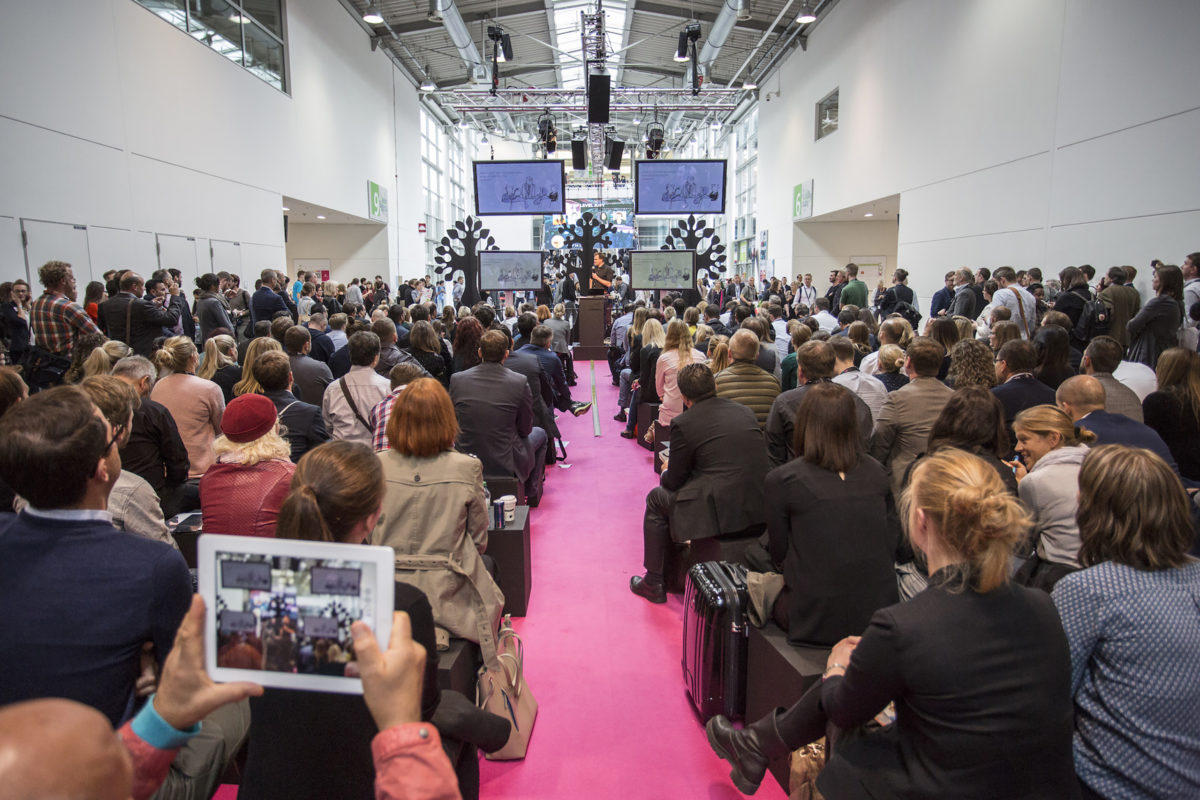 Speakers’ Forum, Boulevard Nord