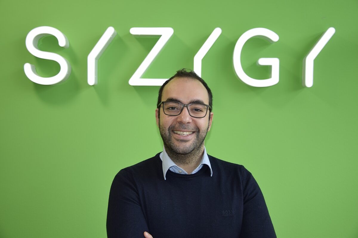 Dr. Sepita Ansari Pir Seraei, SYZYGY Performance, empfiehlt eine agile Marketing-Strategie „auf Sicht“. Der geschäftsführende Gesellschafter von SYZYGY Performance, Dr. Sepita Ansari Pir Seraei, spricht sich für Flexibilität und Agilität aus.