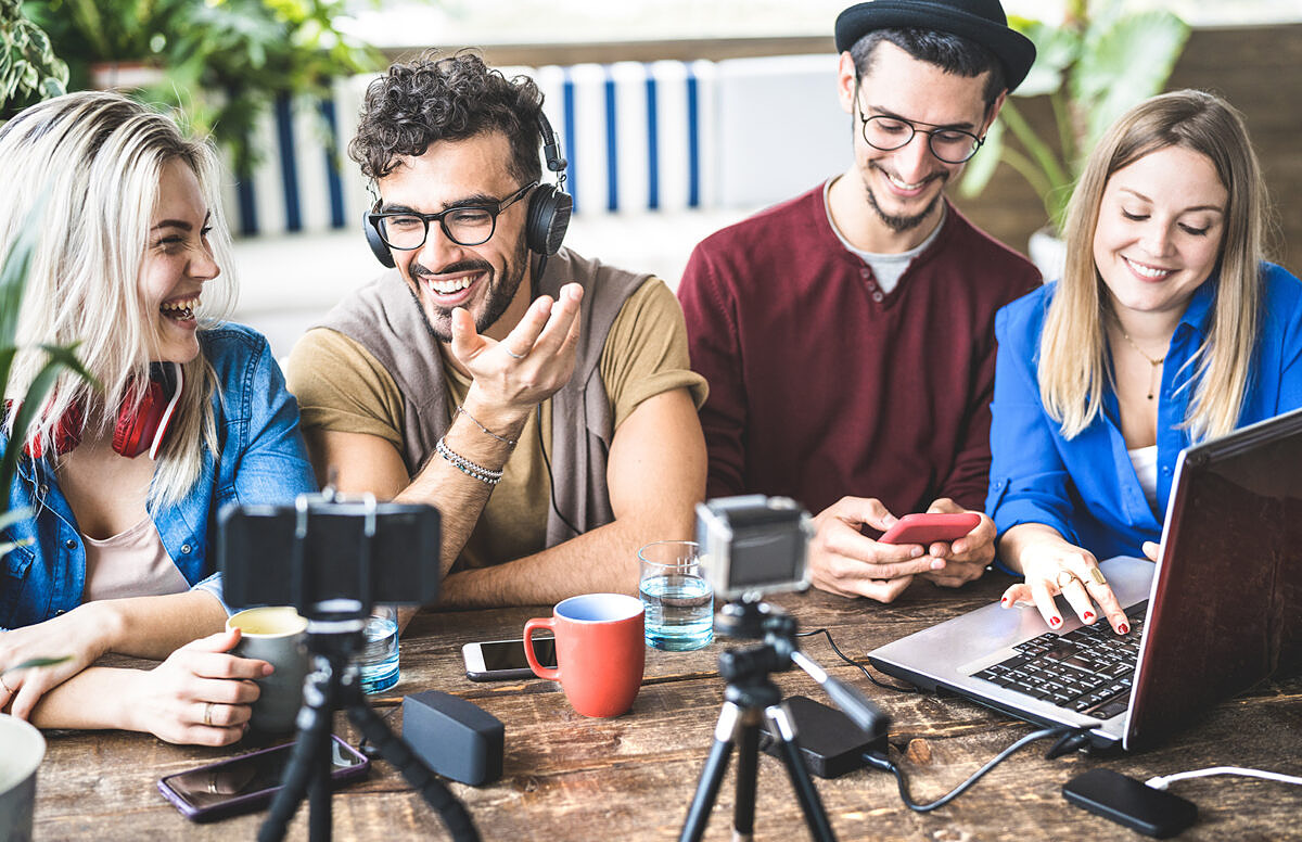 If you want to avoid getting bogged down in cross-media marketing, you need to gain insights about the target group in advance.